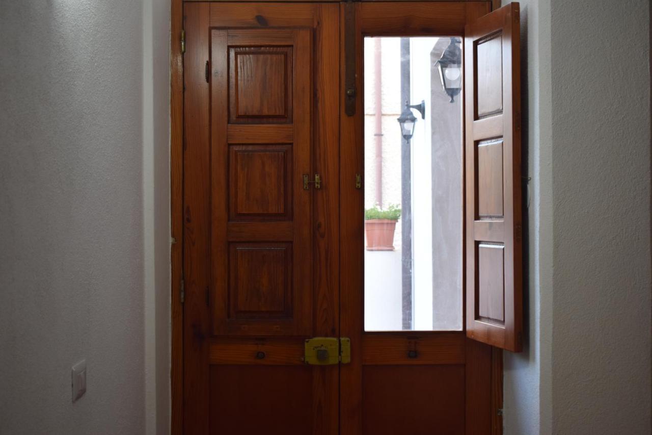Bed and Breakfast A Casa Di Zia Oschiri Экстерьер фото